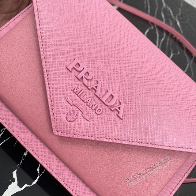 prada女包 普拉達新款女士斜挎包 1BP020 Prada單肩小包 Saffiano皮 Prada翻蓋包  pyd2365